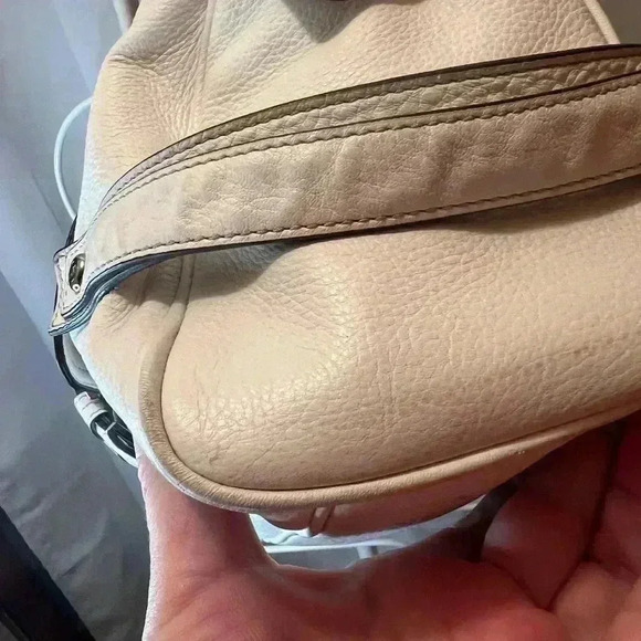 Anne Klein Leather Tote Winter White - Picture 8 of 13